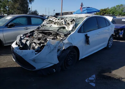 2021 Toyota Corolla Le z USA, uszkodzony, nr VIN 5YFEPMAE7MP155451